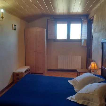 Country house Cal Peret Parera