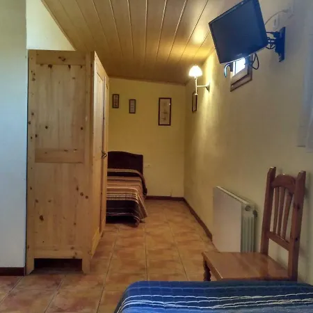 Country house Cal Peret Parera *